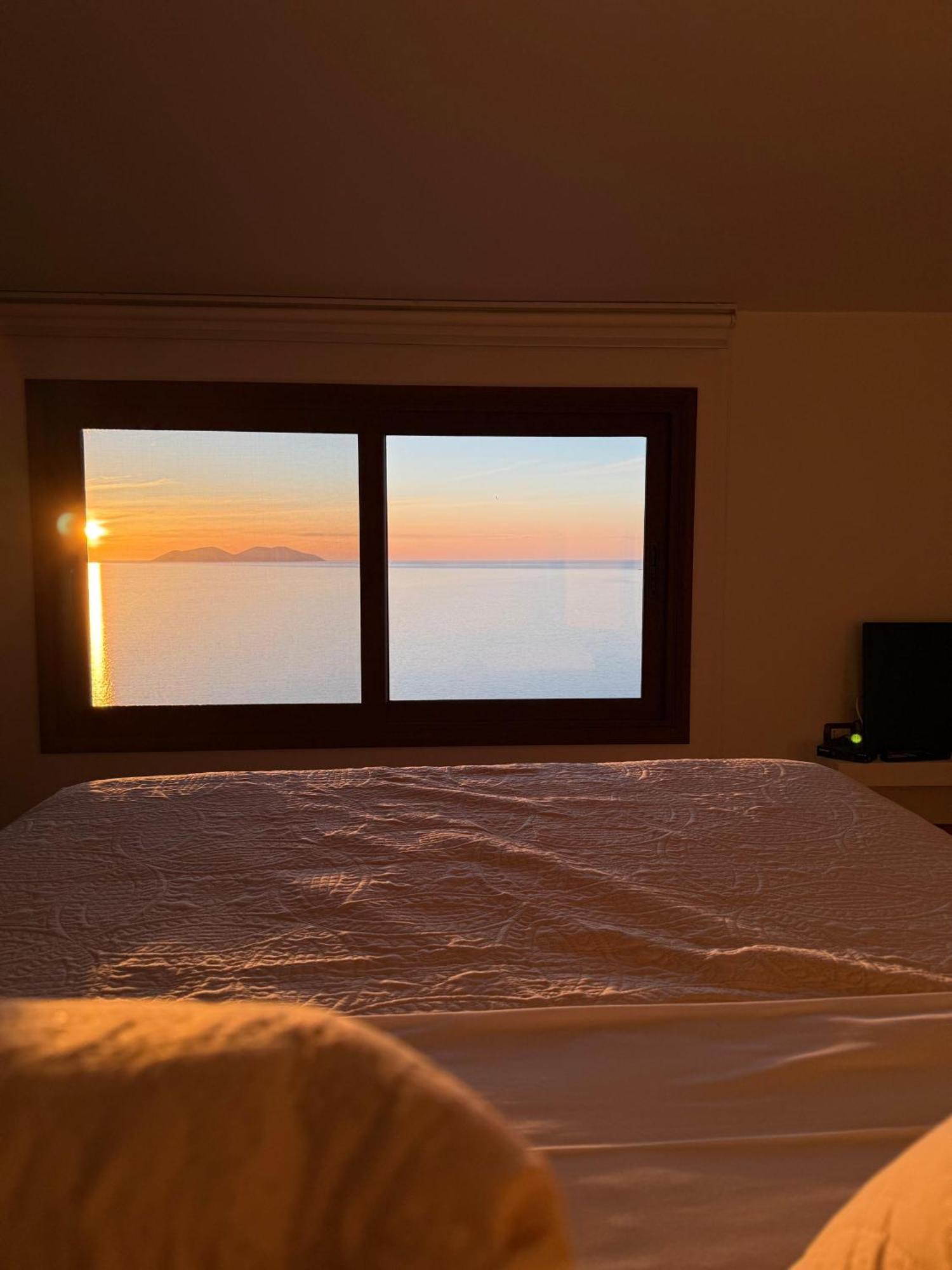 Vila Dena Vlore Luaran gambar